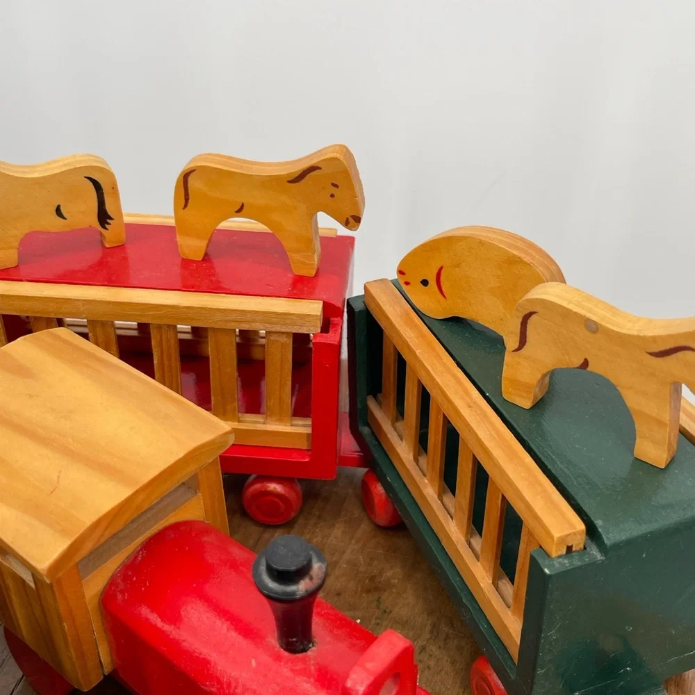 ⭐️International Silver 1994 Colorful Wooden Animal Train Set
